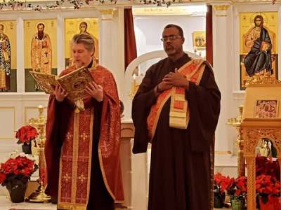 Keep Christmas?  Keep Christ Through the&nbsp;Hours!